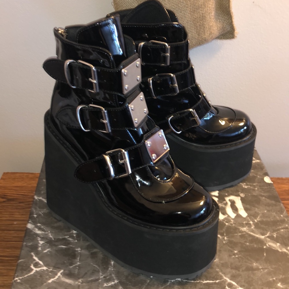 DEMONIA SWING-105